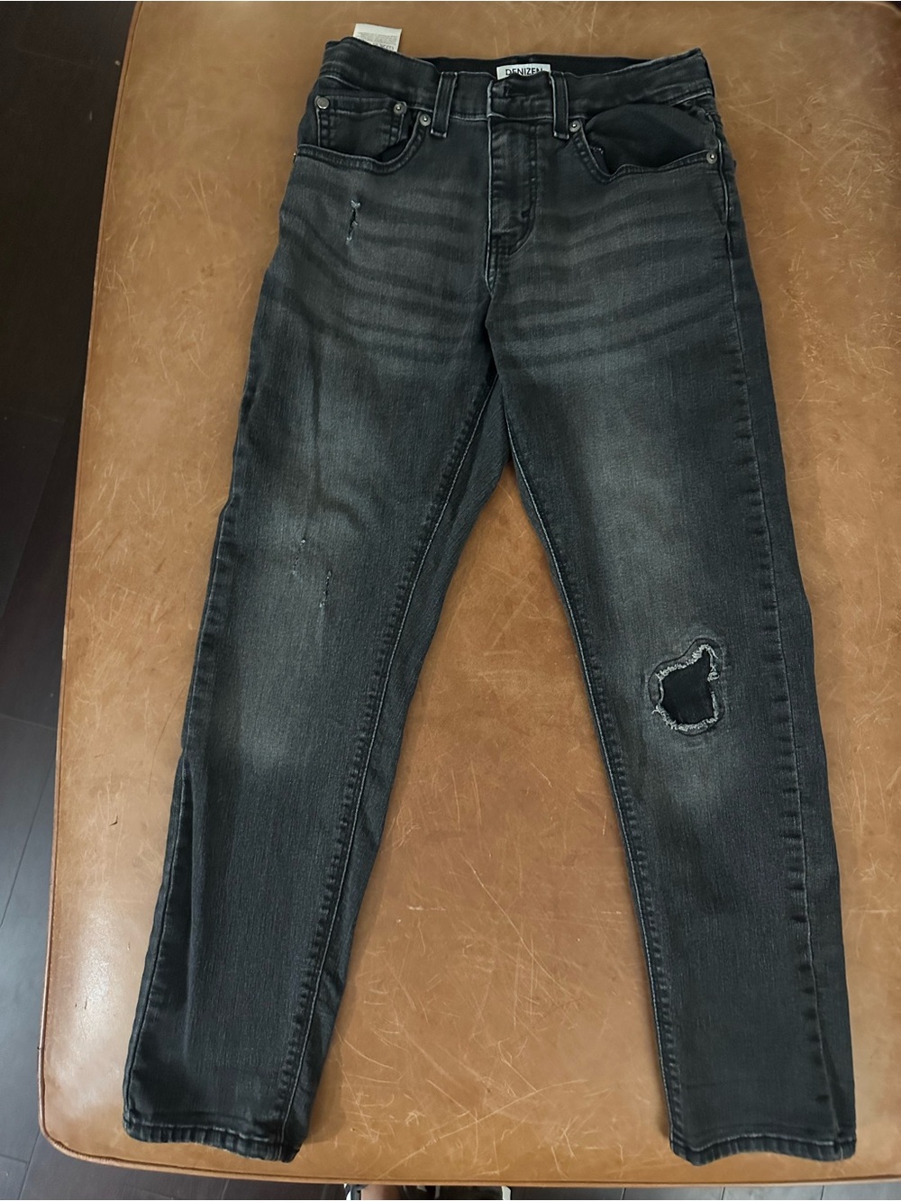 Levi's Black Skinny Kids Jeans with Knee Rip